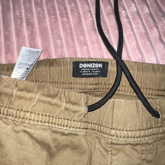 Levi’s jogger pants - Picture 2 of 2